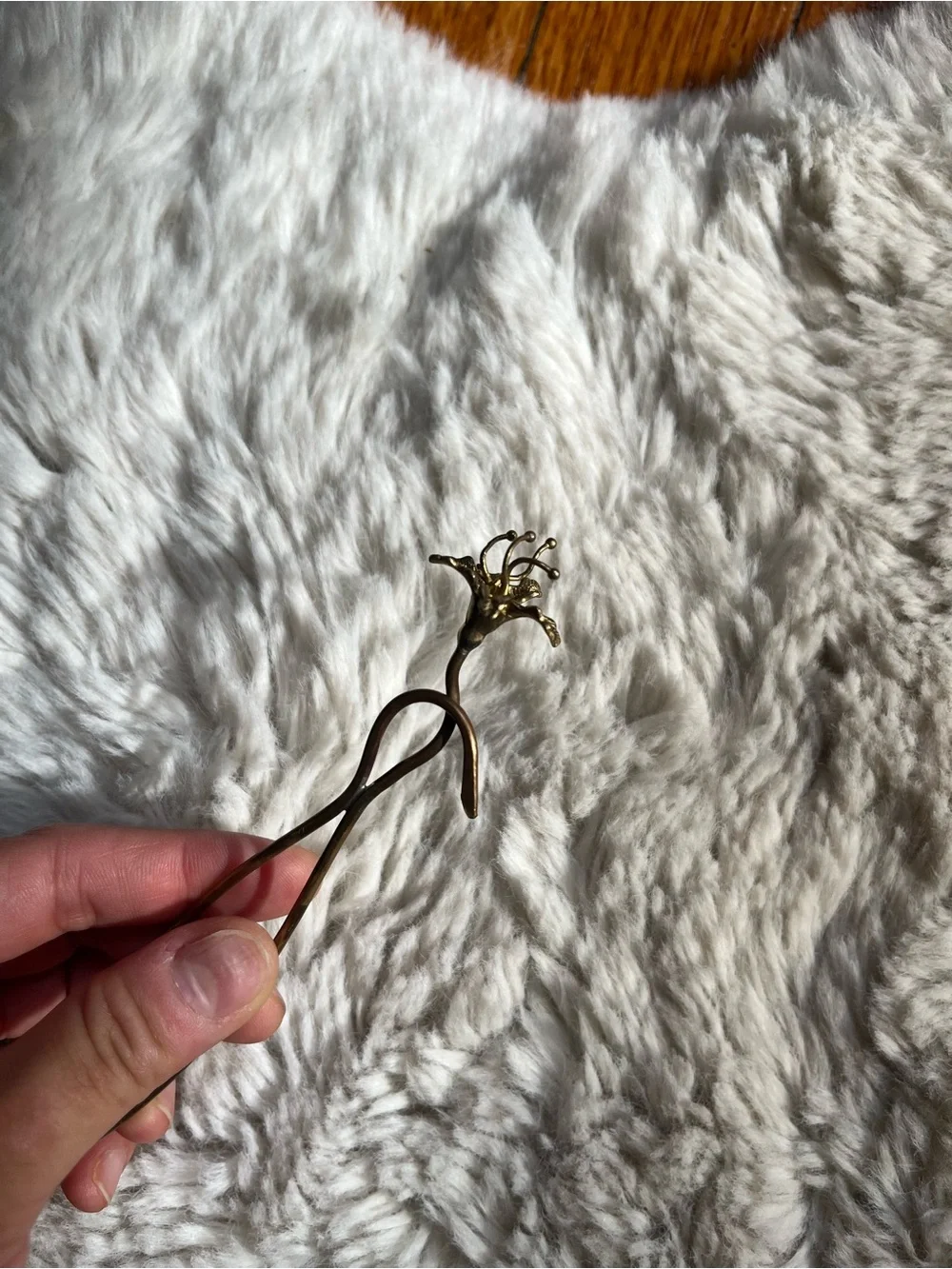 Brass spider lily hair pin